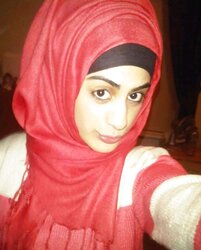 Hijabi Paki Teenager