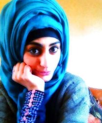 Hijabi Paki Teenager