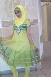 Hijabi Paki Teenager
