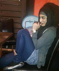 Hijabi Paki Teenager