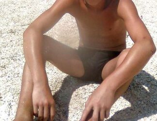 B in speedo