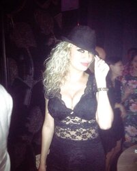 Romanian ladies: felicia