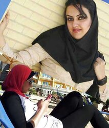 Outdoor - hijab niqab jilbab mallu turban turkish iran egyp
