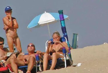 Mature and teenager Nudists
