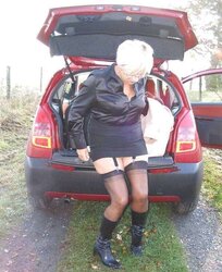 Mature Hottie - Annick