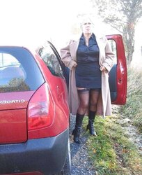 Mature Hottie - Annick