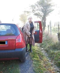 Mature Hottie - Annick
