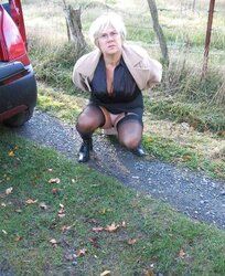 Mature Hottie - Annick