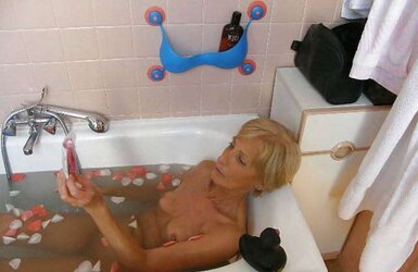 Francoise la bourge mature et salope