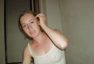 VARIOUS CHICKS AND BREEZIES XX