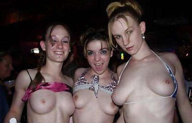 VARIOUS CHICKS AND BREEZIES XX