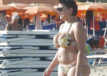 Reife Bikinischoenheiten