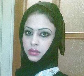 Non-porno Arab gal, with or sans hijab II