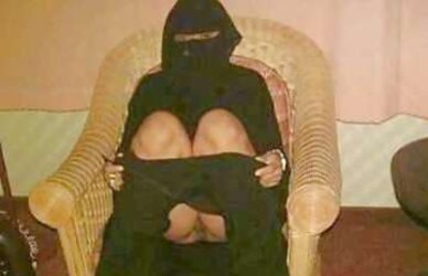 Non-porno Arab gal, with or sans hijab II