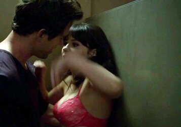 Zooey Deschanel
