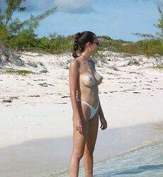 Inexperienced Bra-Less