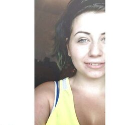 Buxom Bootylicious Emo Teenager ( four comments)