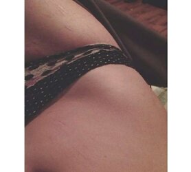 Buxom Bootylicious Emo Teenager ( four comments)