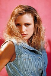 Jacqueline Lovell (Sara St. James) - cool pinkish