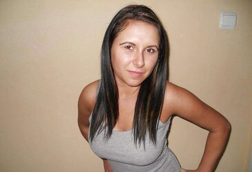 Romanian: laura