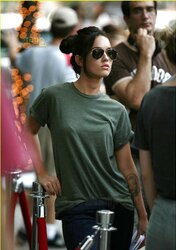 Megan Fox mega bevy