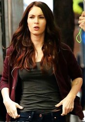 Megan Fox mega bevy