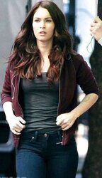 Megan Fox mega bevy