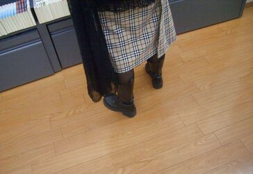 Japanese Candids - Soles in a Store