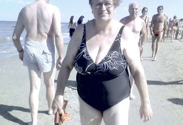 Mature inexperienced wifey