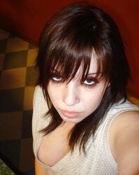 Buxom Inexperienced Emo Damsel