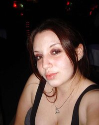 Buxom Inexperienced Emo Damsel