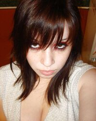 Buxom Inexperienced Emo Damsel