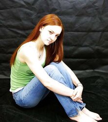 Crimson Hair, Soles Naked