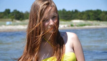 ESTONIAN TEENAGERS - HIGHLY ADORABLE