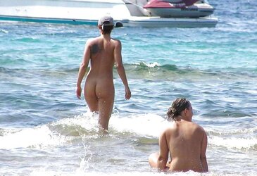 I am a beach naturist