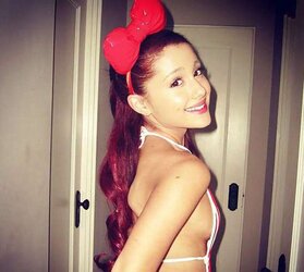 Ariana Grande red-hot