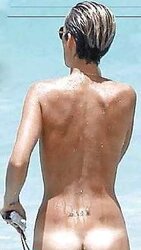 Laeticia Hallyday N