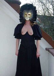 Kleider der O