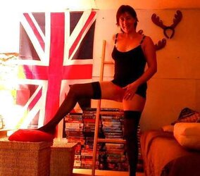 Lili 39yo french inexperienced wifey