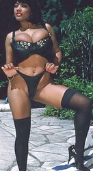 PERSIA, 1990s dark-hued queen (a.k.a. VENUS) (1)