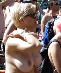 World nude bike rail