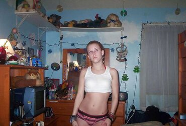 More Dolls Femmes Damsels