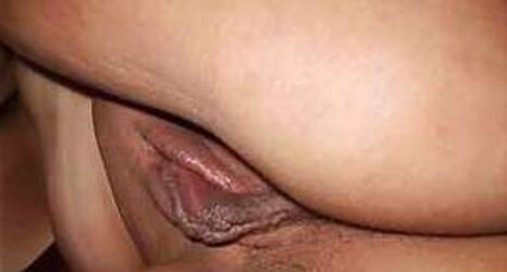 Grosse heraushaengende Schamlippen