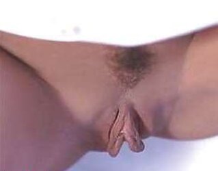 Grosse heraushaengende Schamlippen
