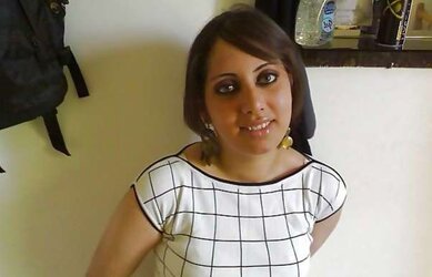 Jordanian Stunning Stunner
