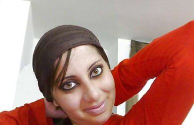 Jordanian Stunning Stunner