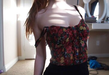 De-Robe n play