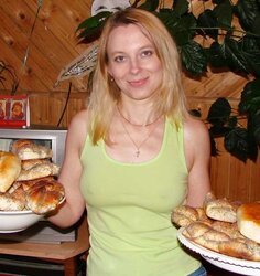 Damsels showcasing their buldges make me demonstrate my buldge