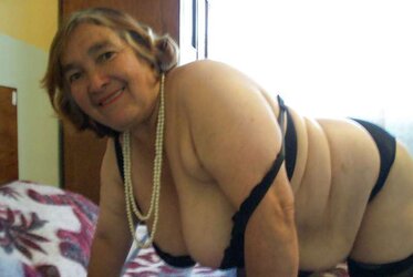 Colombian granny Bell (2nd set)