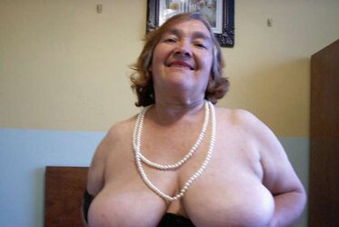 Colombian granny Bell (2nd set)